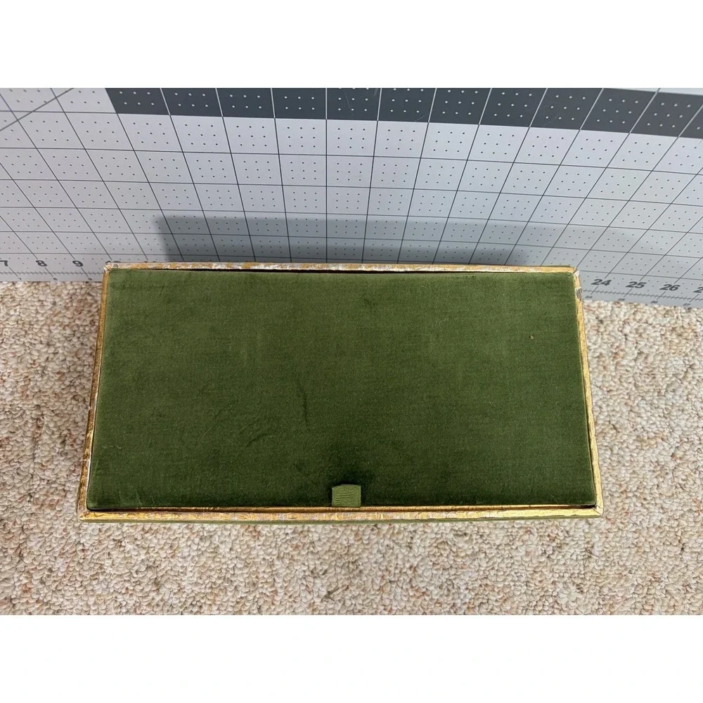 Vintage 60's Fabergé Avocado green gold Faberge Egg Velvet Box Storage 11